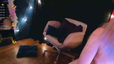 bibi_iva online show from July 4, 2026, 7:53 pm