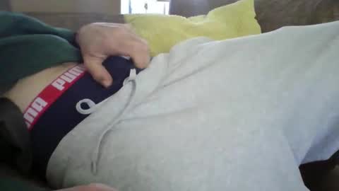 bibipheuck online show from April 22, 2026, 9:11 am