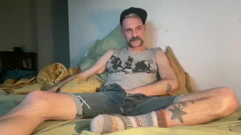 Snapshot of biffpowbang chatting on February 26, 2026, 11:42 am biffpowbang online show from February 26, 2026, 11:42 am