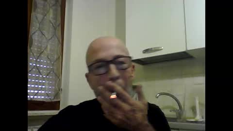 Snapshot of big23italy chatting on June 6, 2026, 9:25 am big23italy online show from June 6, 2026, 9:25 am
