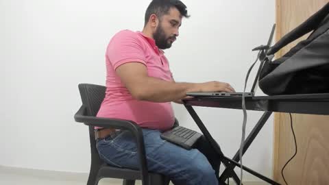 Tommy online show from September 26, 2025, 10:36 pm