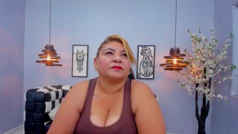 BigAssMaturee online show from November 29, 2025, 11:57 am