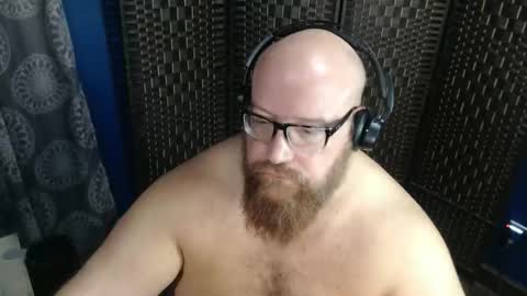 BigBear4Cuddles online show from February 8, 2026, 2:26 am