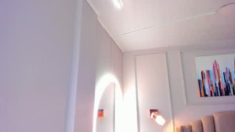   online show from February 26, 2025, 10:15 am