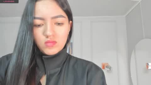   online show from October 15, 2025, 10:04 am