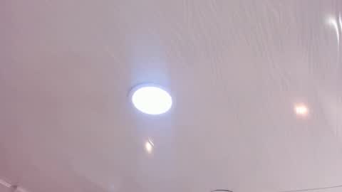   online show from October 30, 2025, 10:16 am