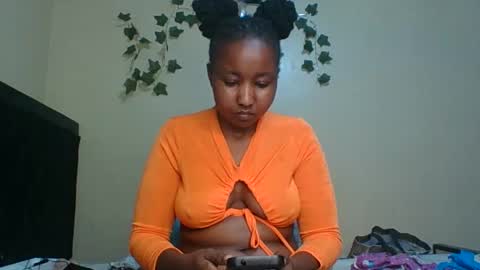 BigBoootyy online show from September 11, 2025, 4:40 pm