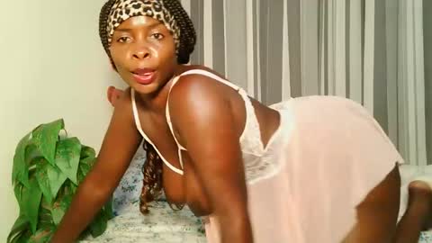 Vee online show from April 6, 2026, 4:46 am