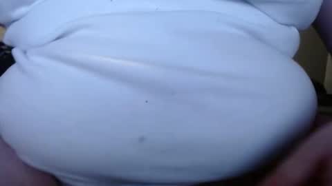 bigbootybiguy69 online show from April 28, 2026, 2:21 am