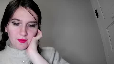 Isabella online show from February 3, 2025, 12:47 am