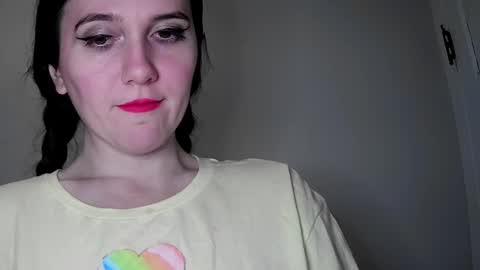 Isabella online show from February 9, 2025, 12:17 am