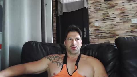 Bigboyband online show from October 15, 2025, 1:22 pm