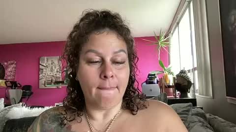 Snapshot of bigbreastsabrina chatting on June 18, 2026, 4:44 pm BIG BREAST SABRINA online show from June 18, 2026, 4:44 pm