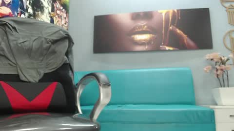 Snapshot of bigcock_hair chatting on May 16, 2026, 12:40 am bigcock_hair online show from May 16, 2026, 12:40 am