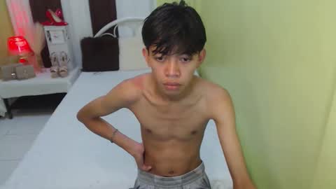 bigcock_kerbzz online show from November 12, 2025, 1:00 pm