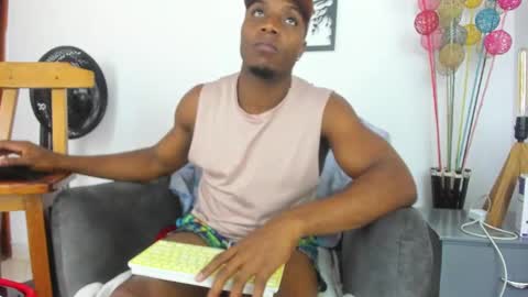 Snapshot of bigcock_latin01 chatting on March 3, 2025, 2:47 am sexy muscle online show from March 3, 2025, 2:47 am