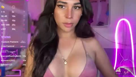 queen amanda online show from October 5, 2025, 5:55 pm