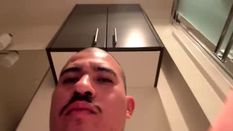 bigcockjay8in online show from March 5, 2026, 10:11 am