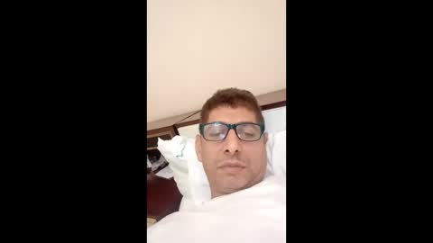 bigcocksex2000 online show from May 16, 2026, 10:36 am