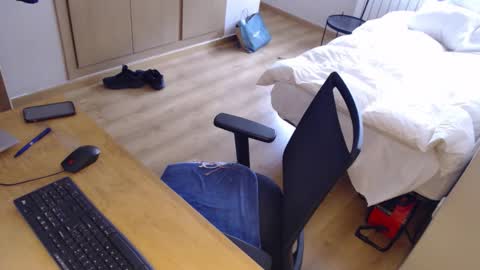 bigcok35spain online show from March 8, 2026, 10:30 am