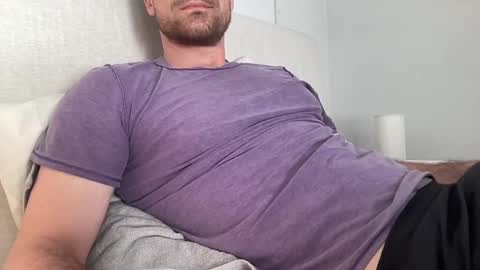 bigcollegecock69690 online show from February 21, 2025, 6:48 pm