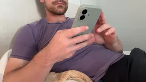 bigcollegecock69690 online show from March 26, 2026, 6:24 pm