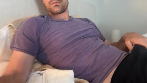 Snapshot of bigcollegecock69690 chatting on April 29, 2026, 5:52 pm bigcollegecock69690 online show from April 29, 2026, 5:52 pm