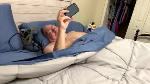 Craig online show from October 3, 2025, 11:57 pm