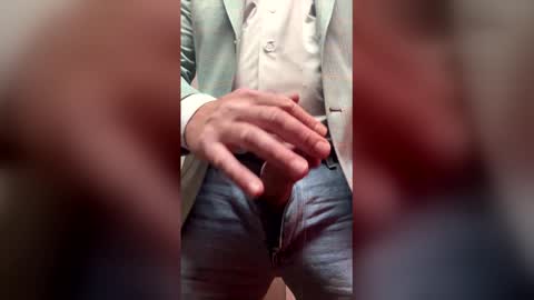 Snapshot of bigdick3981 chatting on April 27, 2026, 12:14 pm bigdick3981 online show from April 27, 2026, 12:14 pm