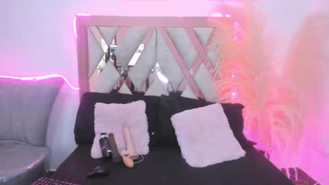 Lucy and Fred online show from February 21, 2025, 8:49 pm