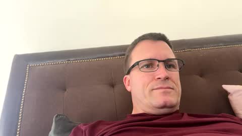 bigger22332233 online show from December 19, 2024, 7:40 pm