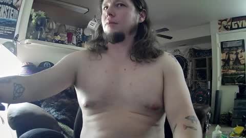 biggerisbetter21 online show from February 2, 2025, 2:13 pm