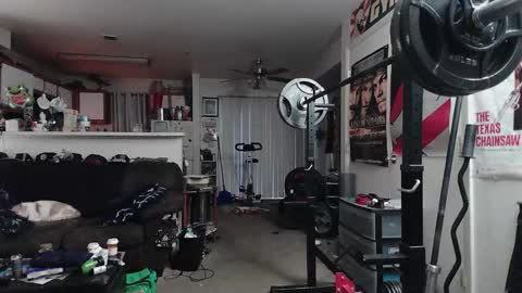 biggerisbetter21 online show from March 6, 2026, 1:18 pm