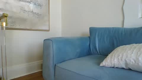 BiggestBallsOnChatr online show from November 10, 2025, 6:51 pm