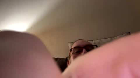 biggloves4bighands online show from September 23, 2025, 9:40 pm