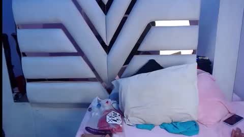 biggstits69 online show from December 3, 2025, 9:35 pm