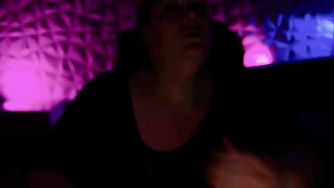 BIGGY MELON online show from September 19, 2025, 9:04 pm