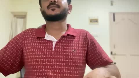 bighandsomesatisfy online show from October 23, 2025, 3:11 pm