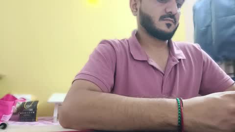 bighandsomesatisfy online show from March 12, 2026, 4:02 pm