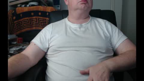 Snapshot of bighorn1981 chatting on August 4, 2026, 1:14 pm bighorn1981 online show from August 4, 2026, 1:14 pm