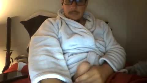 Bigdicbear713 online show from December 21, 2025, 12:45 pm