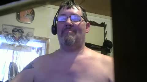 Snapshot of bigjohn41000 chatting on April 7, 2026, 10:42 pm bigjohn41000 online show from April 7, 2026, 10:42 pm