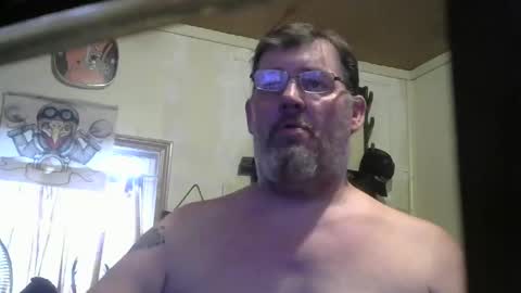 Snapshot of bigjohn41000 chatting on May 18, 2026, 10:04 pm bigjohn41000 online show from May 18, 2026, 10:04 pm