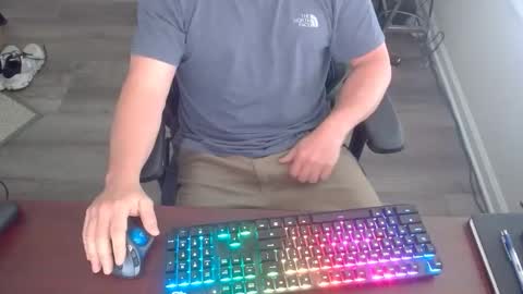 Snapshot of bigjohnsonrighthere chatting on June 6, 2026, 3:28 pm bigjohnsonrighthere online show from June 6, 2026, 3:28 pm