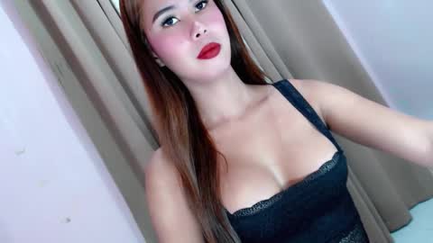 Snapshot of bigloadxsasha chatting on February 5, 2026, 10:14 pm sasha swan online show from February 5, 2026, 10:14 pm