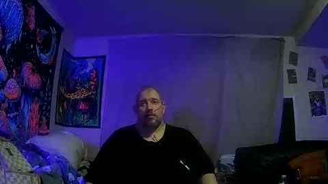 bigman42of0rlife online show from December 14, 2025, 12:10 pm