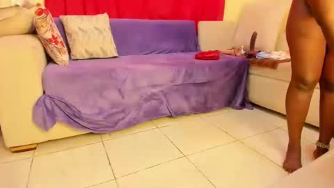 bigmaxass online show from March 2, 2025, 6:05 am