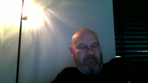 Snapshot of bigmike3339 chatting on May 28, 2026, 7:49 am bigmike3339 online show from May 28, 2026, 7:49 am