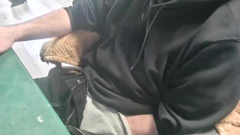 bigpeepdude online show from November 26, 2025, 8:32 pm