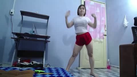 bigpussy_92 online show from January 6, 2026, 9:18 pm